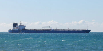 Iranian oil tankers - ناقلات نفط إيرانية