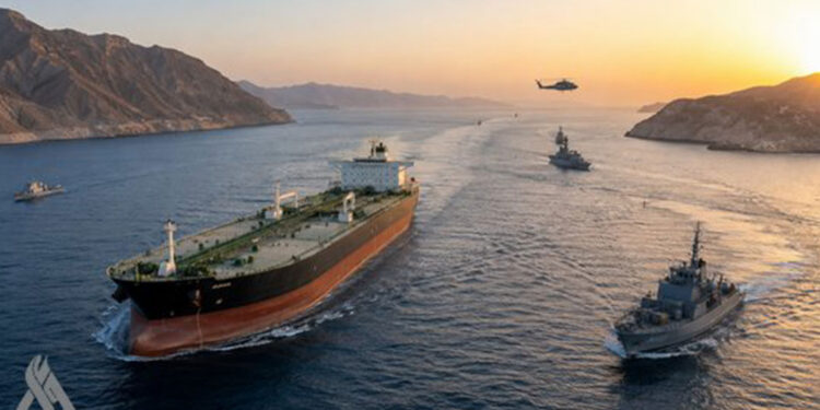 Strait of Hormuz safe navigation - مضيق هرمز الملاحة الدولية