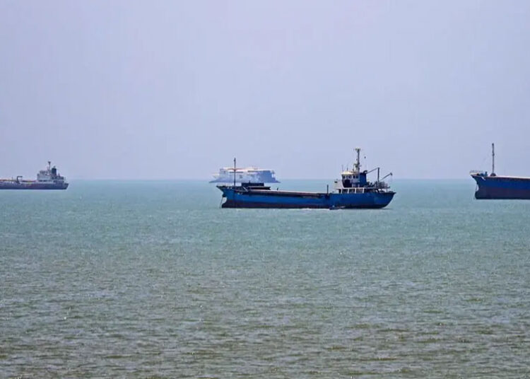 Strait of Hormuz - مضيق هرمز