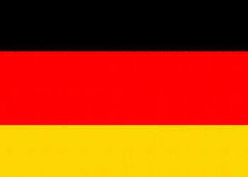 plane strikes unknown object over Germany - طائرة تصطدم بجسم مجهول فوق ألمانيا