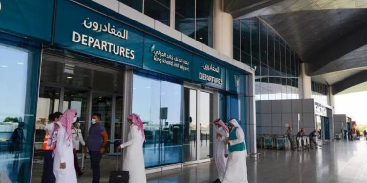 Extending the suspension of operations at Riyadh airport - تمديد تعليق العمليات في مطار الرياض